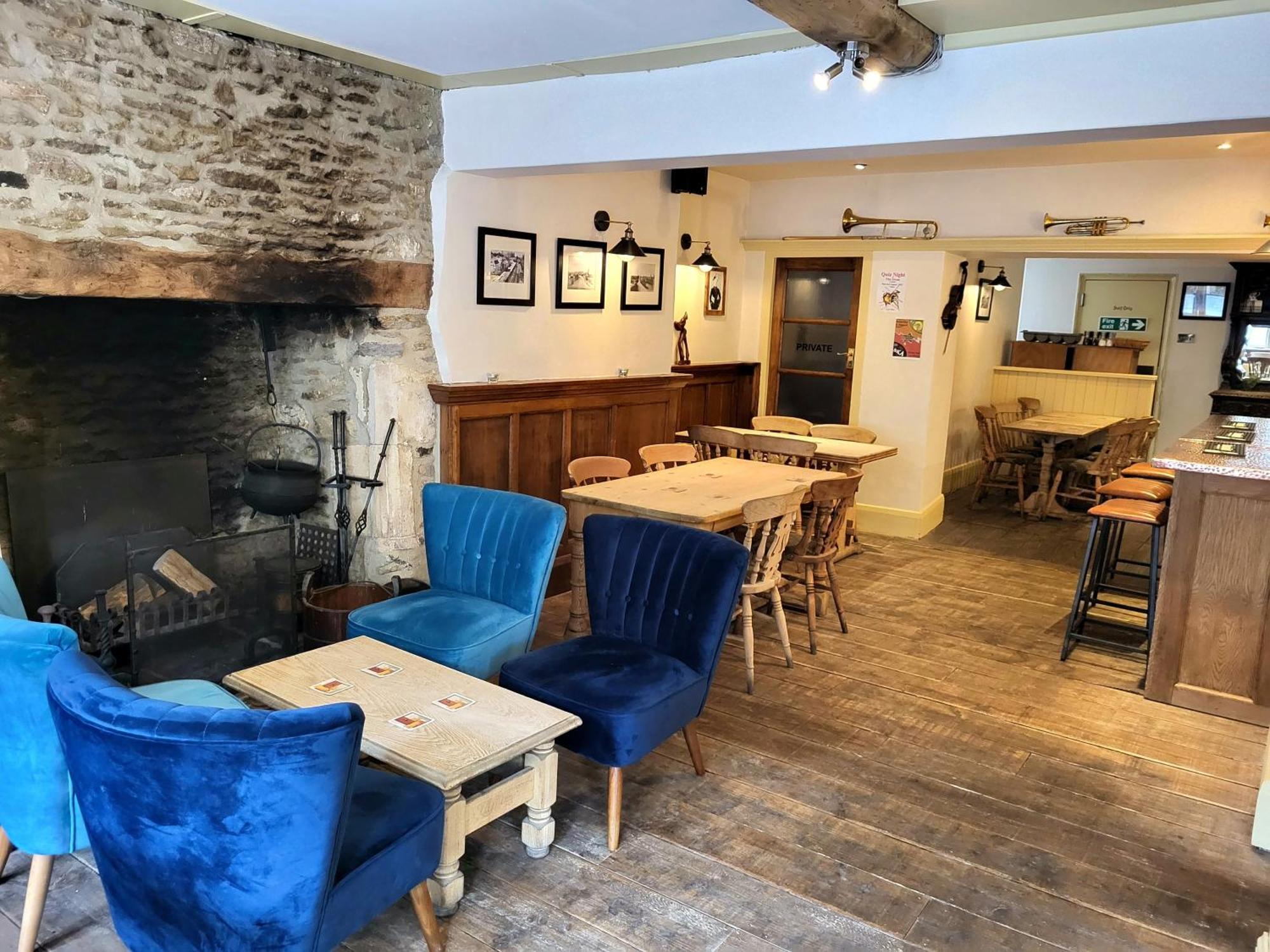 Swan Inn Lechlade Exterior foto