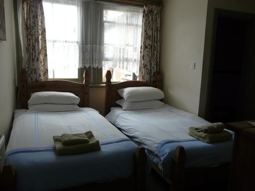 Swan Inn Lechlade Zimmer foto